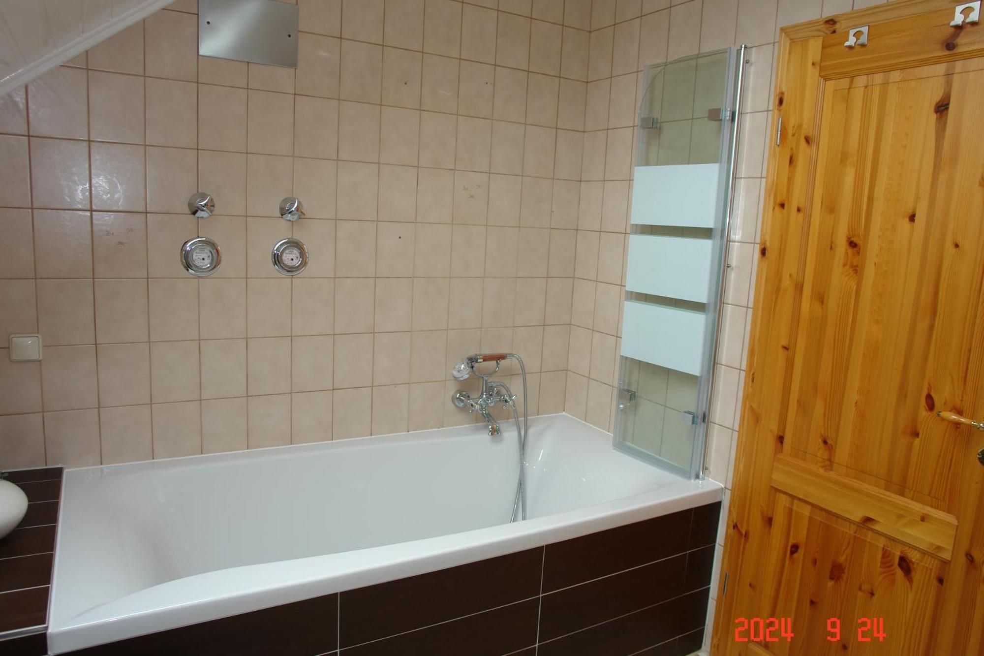 Ferienwohnung In Sponsheim บิงเงนอัมไรน์ ภายนอก รูปภาพ